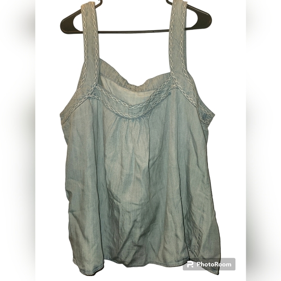 Eddie Bauer Women's 2X Squared Neck Sleeveless Top NWT - Picture 3 of 7